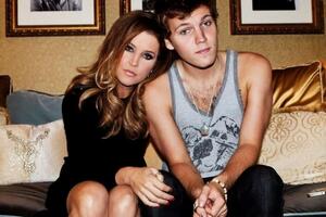 Кио – сын певицы Лизы Марии Пресли