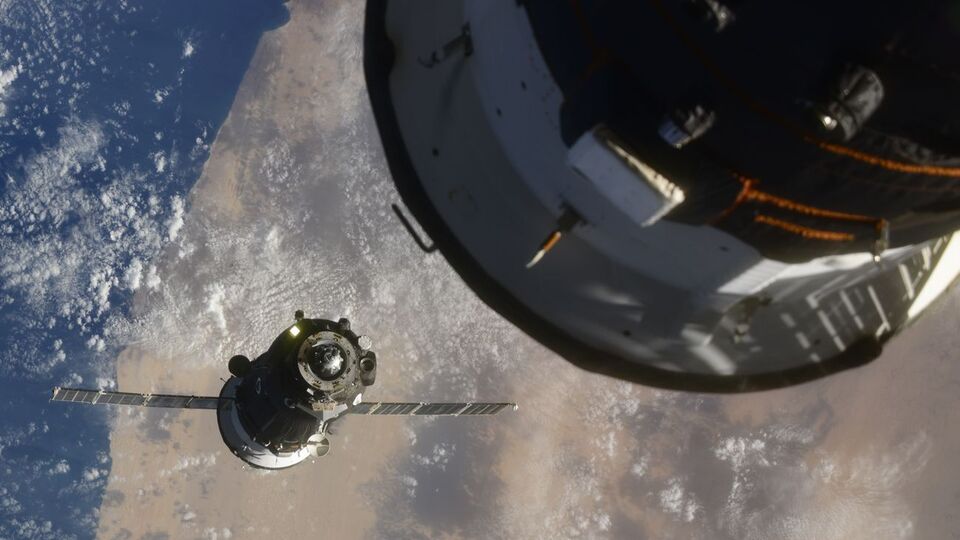 Космический корабль пристыковался к российскому сегменту МКС