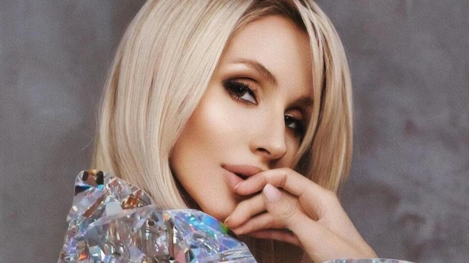 Loboda: Після активної роботи в мене почав боліти куприк