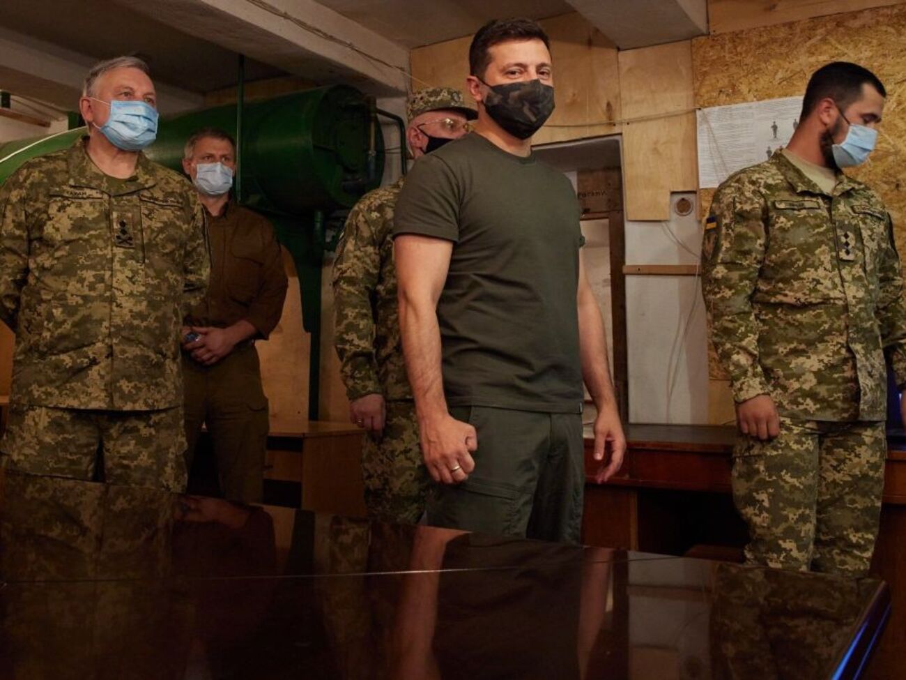 Сьогодні Зеленський озвучив друге питання ініційованого ним опитування &ndash; про створення на Донбасі вільної економічної зони