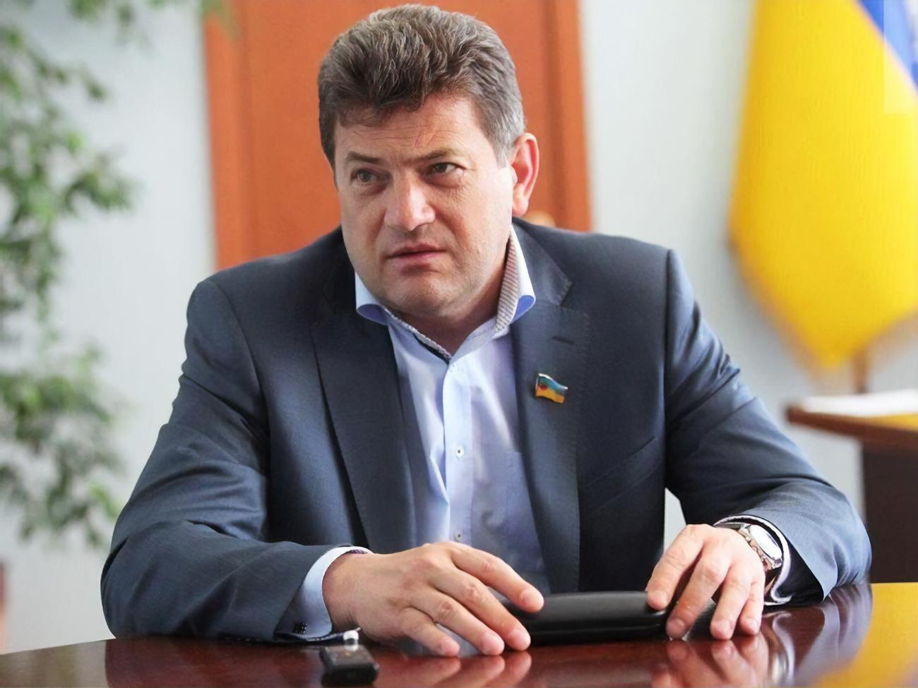 Кандидаты от "Слуги народа" собираются подать иск к мэру Запорожья Буряку