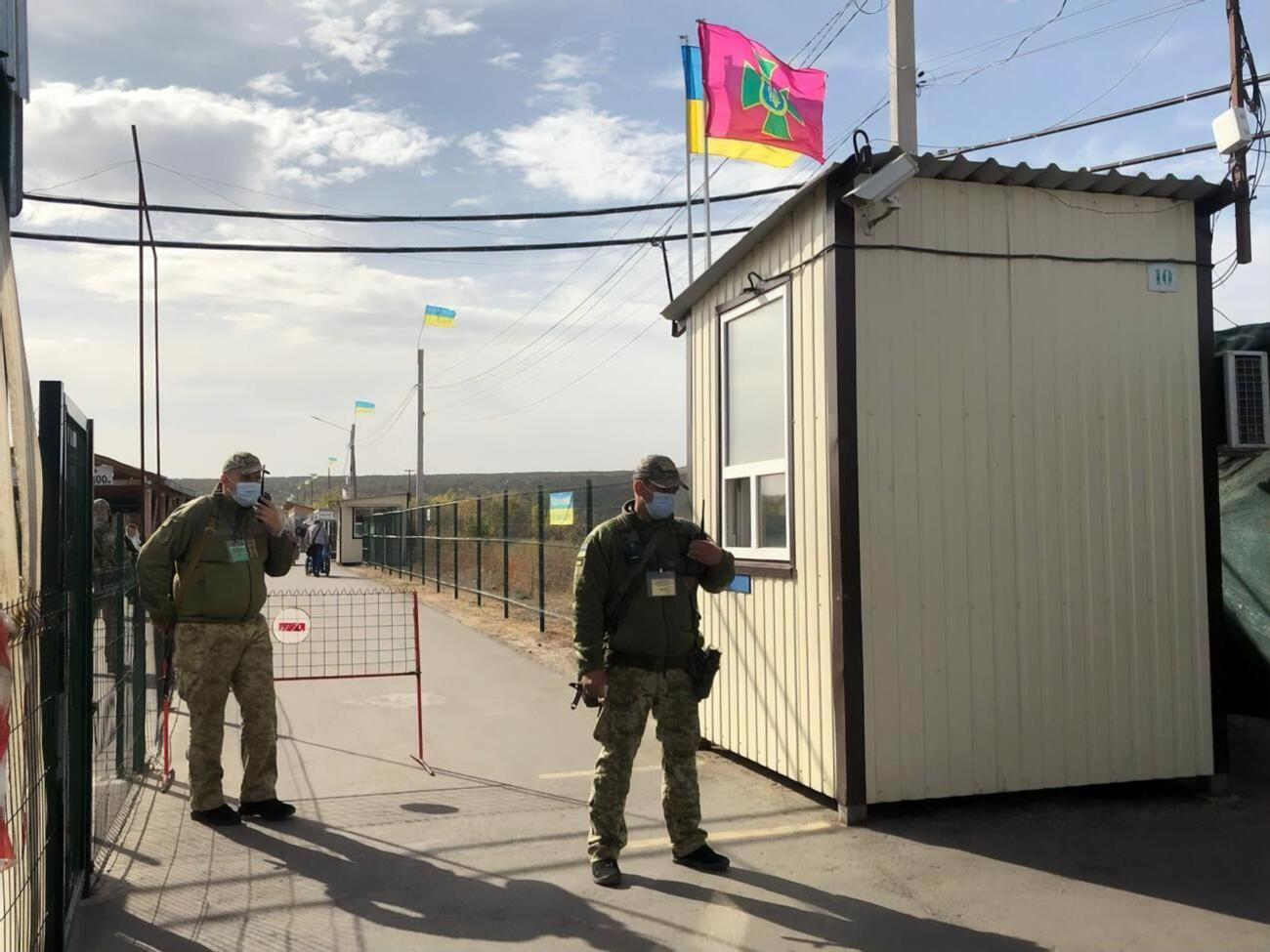 КПВВ "Станица Луганская" – единственный пункт пропуска через линию разграничения в Луганской области