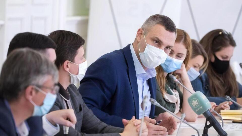 Кличко розповів про ситуацію з коронавірусом у столичних школах і дитсадках