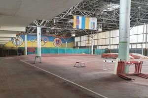 Перетворення спорткомплексу на шпиталь – це вирок сотням інфікованих коронавірусом, які туди можуть потрапити, заявили в партії