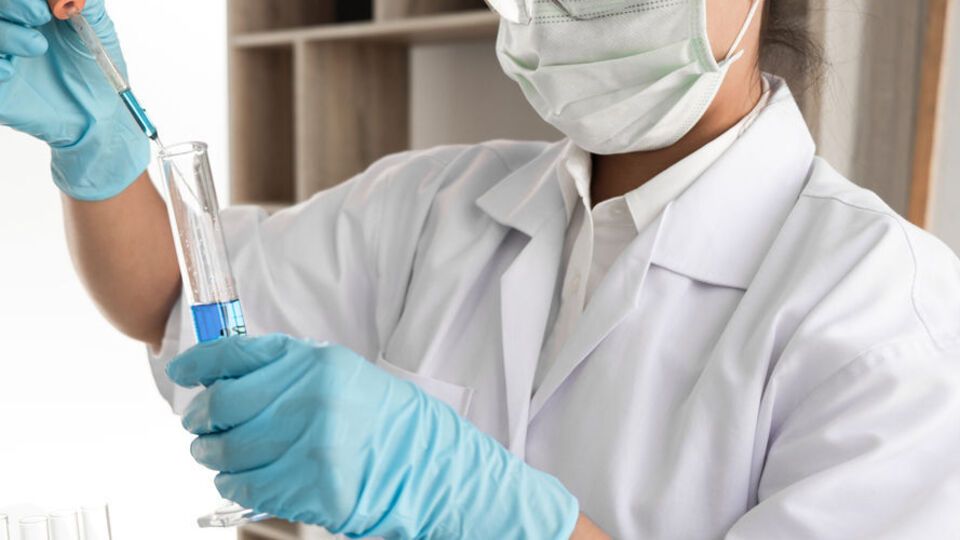 Государственные лаборатории будут привлекать к тестированию частные, если не будут справляться с большим объемом исследований