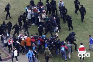 Масові протести через фальсифікацію результатів голосування на виборах президента в Білорусі тривають із 9 серпня