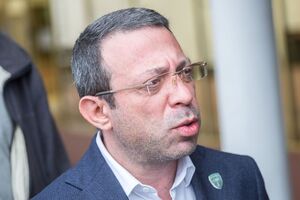 Корбан: На самом деле Коломойскому не нужны ни "ПриватБанк", ни компенсация. Это обычный блеф