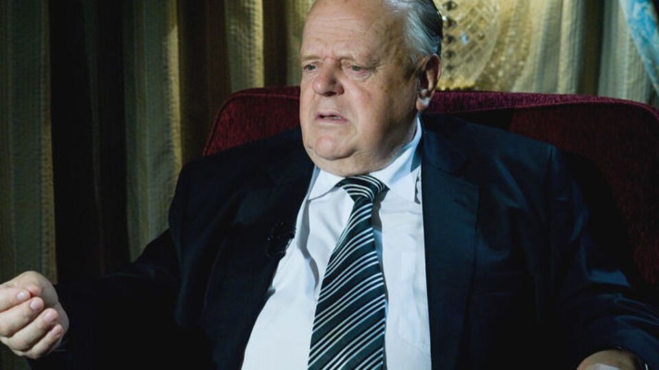 Шушкевич: Лукашенко прихопив владу на всіх поверхах