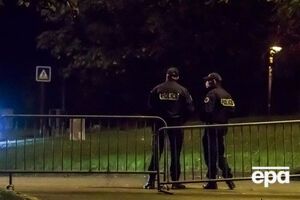 Поліція затримала дев'ятьох осіб у зв'язку з убивством у передмісті Парижа