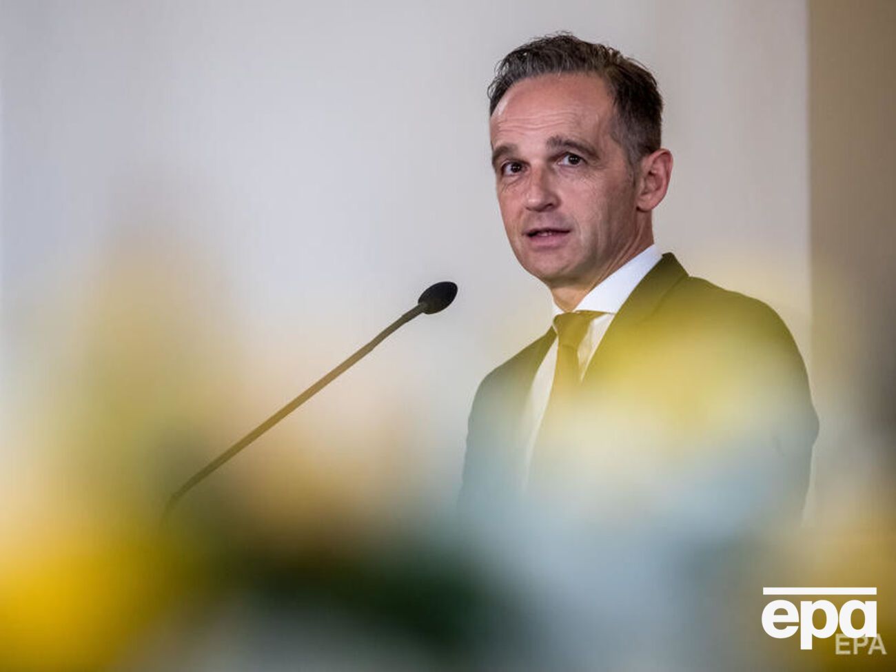 Маас подчеркнул, что отношения с Россией остаются сложными