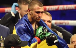 Бой Ломаченко – Лопес из-за эпидемии коронавируса прошел без зрителей