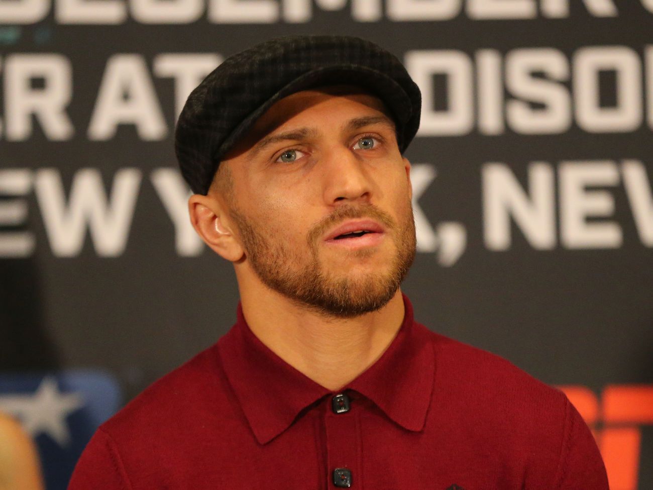 Ломаченко проиграл три чемпионских пояса