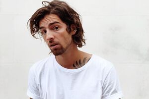 Dantes: Мне, эгоисту, мало было нашего общения...