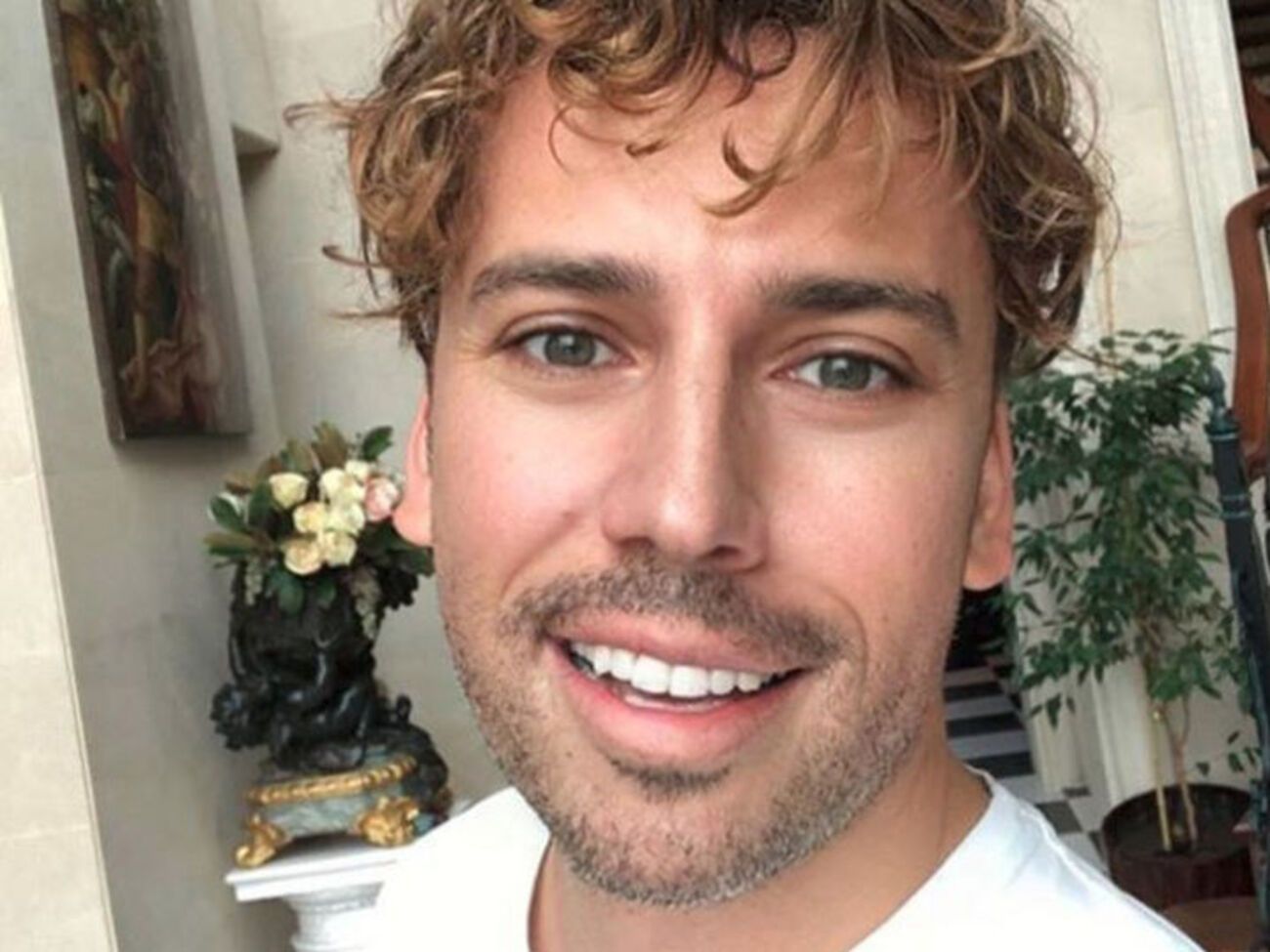 Галкин: Всем желаю солнечного настроения в эту пасмурную погоду!