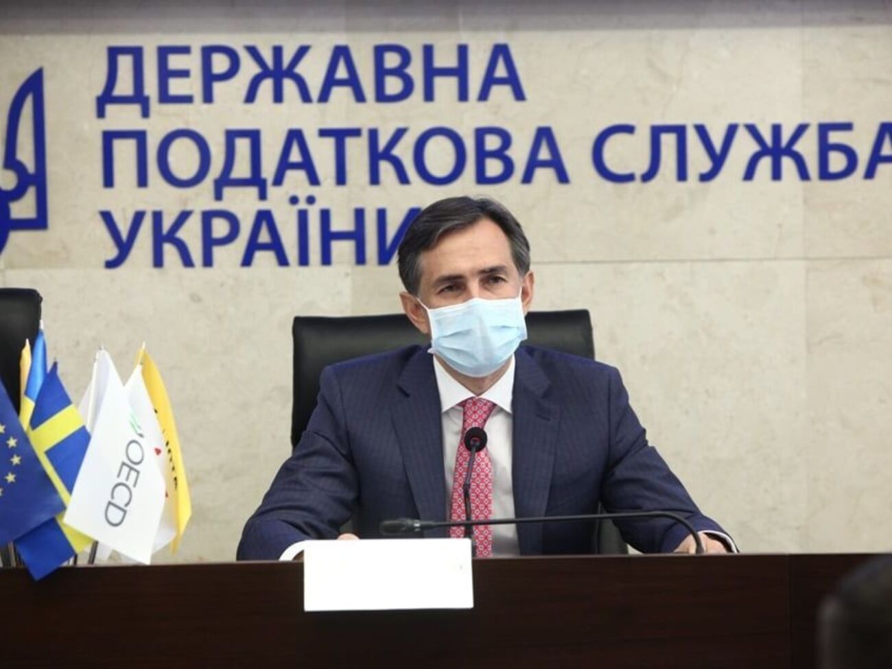 Любченко:&nbsp;За три года наши уважаемые люди вывели $22 млрд. Эта тема заслуживает внимания