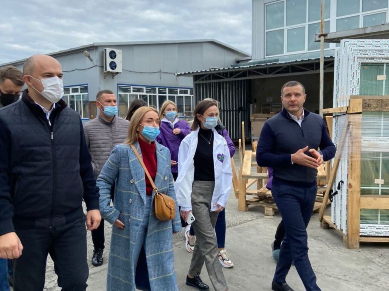 Суслова (друга праворуч): Сьогодні в Чернівцях ми побачили, як бізнес розвивається всупереч державній політиці