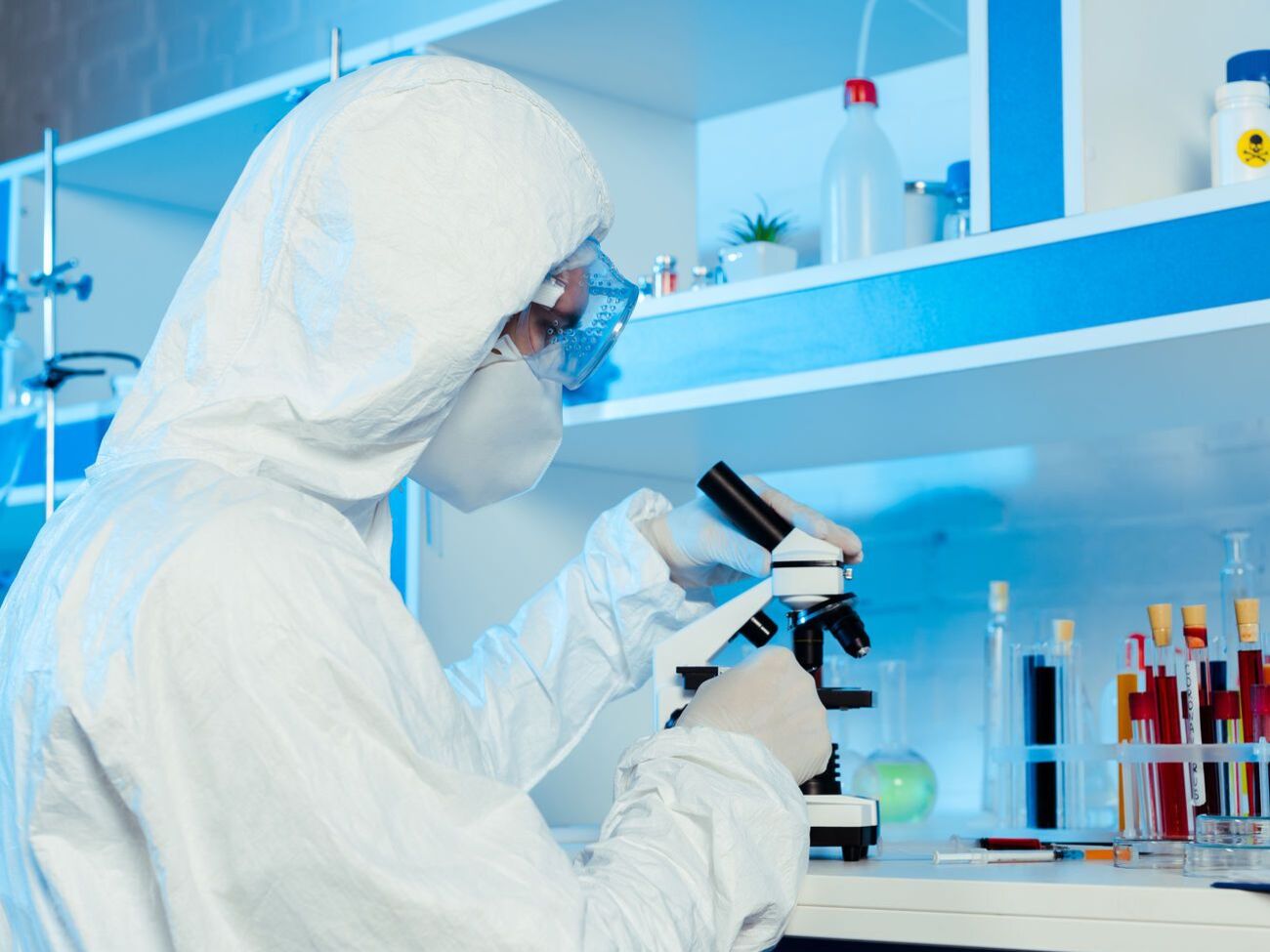 В стационарах столичных медучреждений на сегодняшний день лечат 1761 пациента с коронавирусом