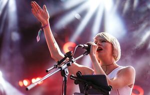 Певица родила сына в мае 2020 года