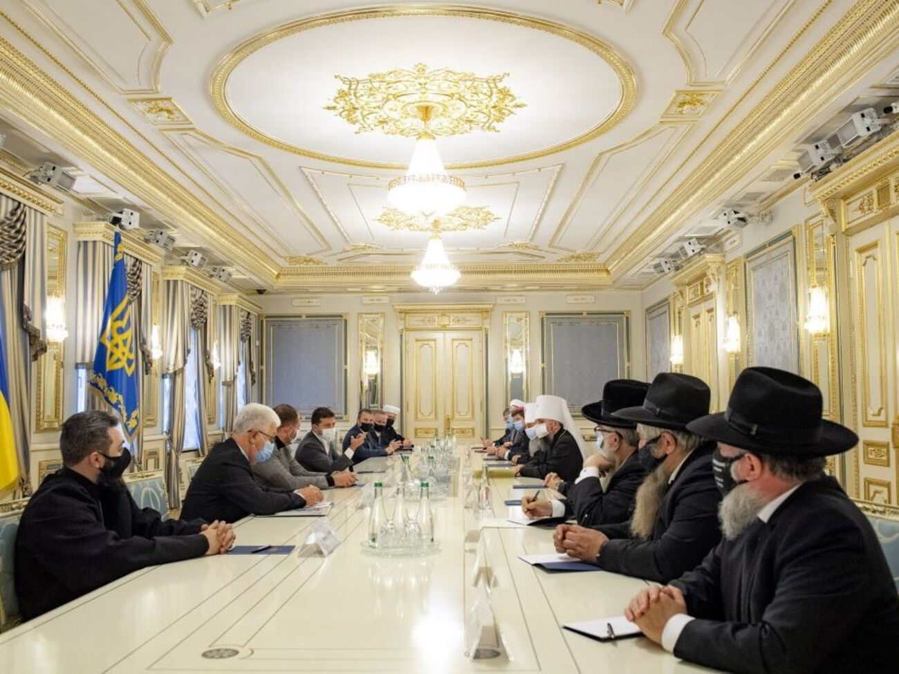 Зеленский встретился с представителями религиозных организаций