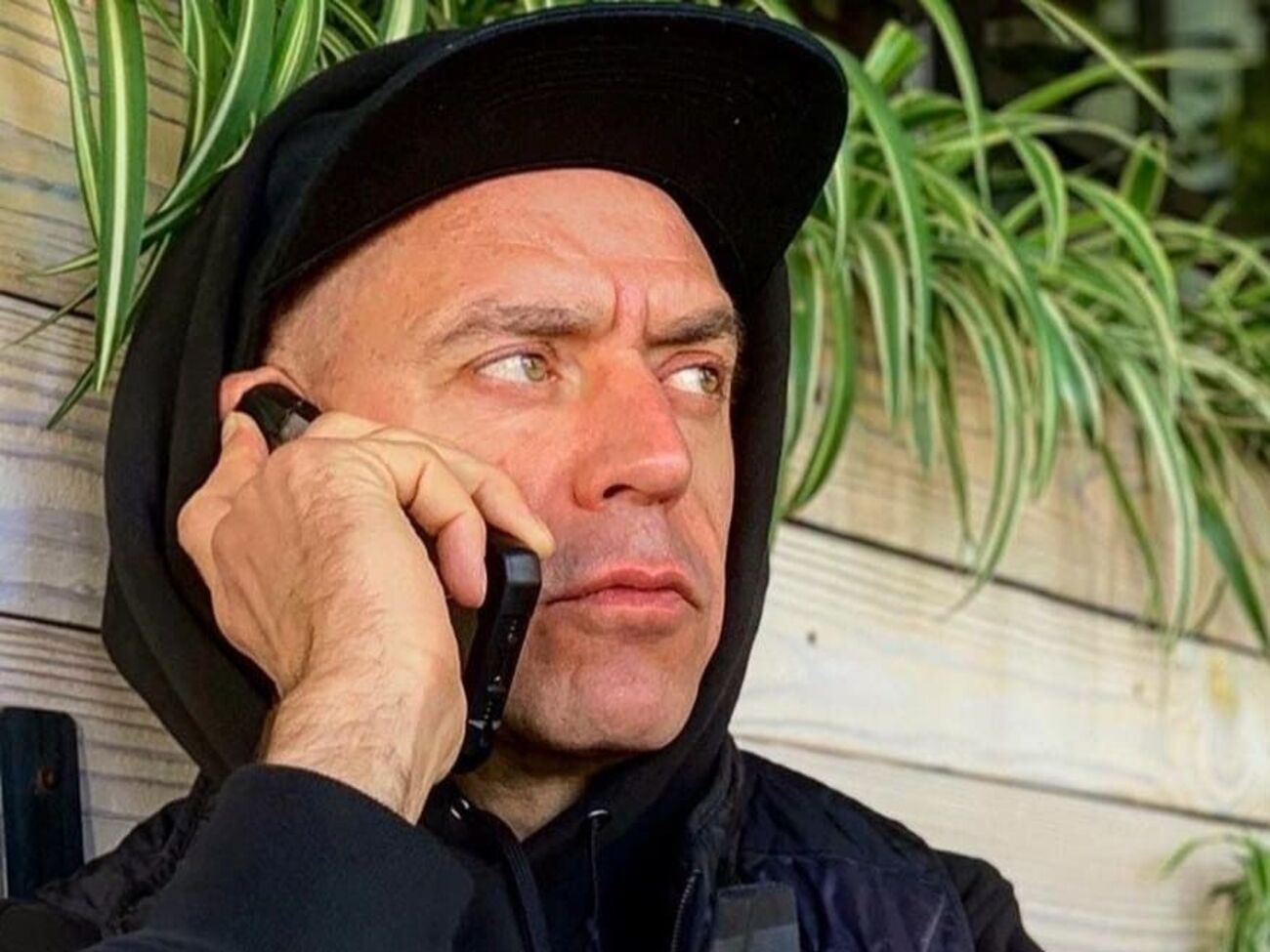 Михалок: Я после "лагерей" всегда курил