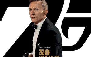 У кліпі на саундтрек використано фрагменти нового фільму за участю Крейга