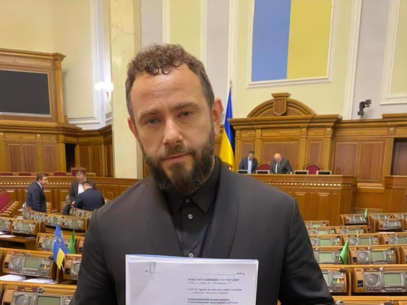 1 жовтня журналісти Bihus.info опублікували розслідування про Дубінського