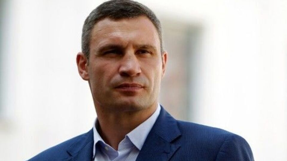 Виталий Кличко: Я обращаюсь к киевлянам: на избирательных участках держите социальную дистанцию. Обязательно будьте в маске