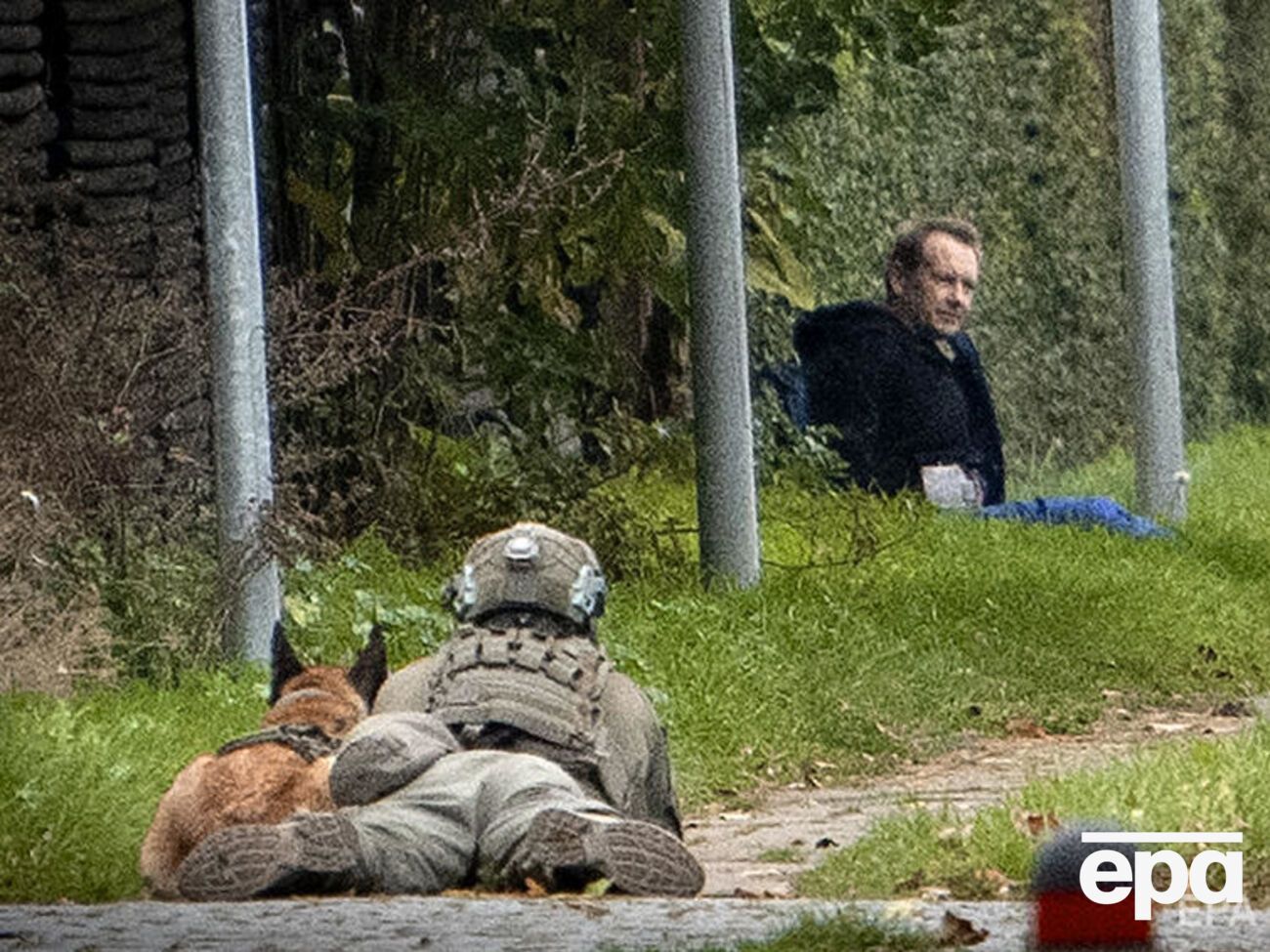 Во время побега Мадсена на прицеле держали снайперы