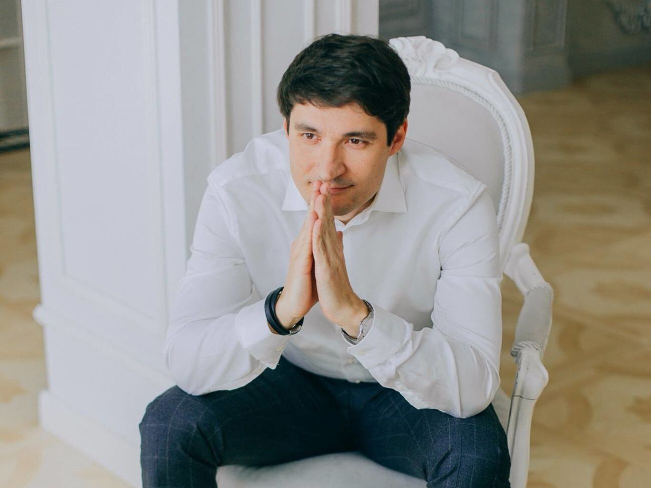 Зеленський визначив відповідальних за те, що економіка зростає повільно, а корупціонерів не саджають. "Цар – бубочка, а бояри – погані" – ефективна формула