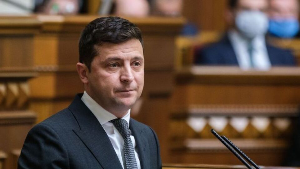 Владимир Зеленский: Думал я год назад, что менять страну к лучшему будет настолько сложно? Нет. Изменил бы я свое решение, если бы тогда знал об этом? Нет