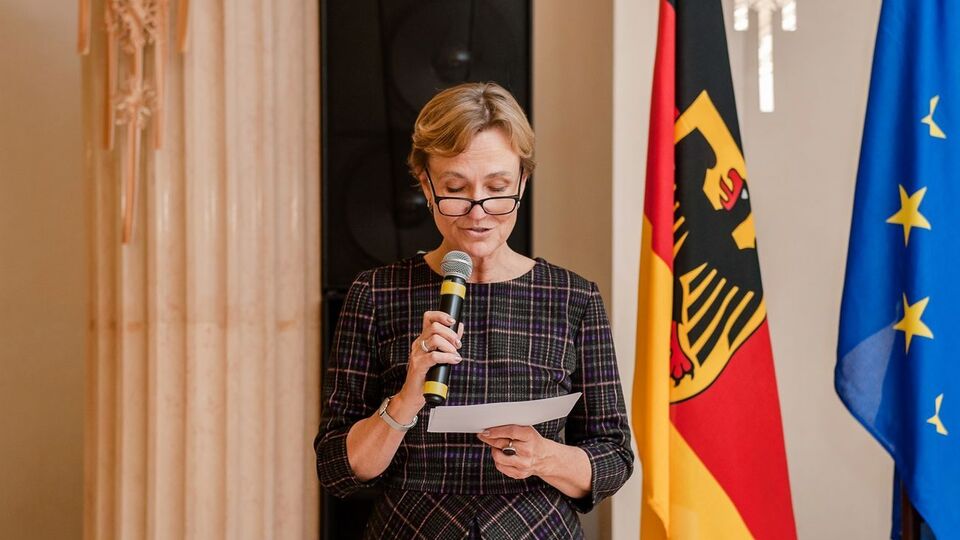 Фельдгузен: Прогрес дуже повільний, але це тривалий процес