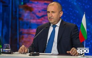 Радев прервал официальный визит в Эстонию