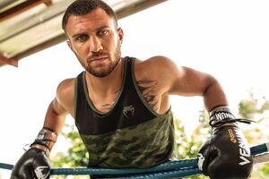 Ломаченко провел 12 раундов в бою с Лопесом