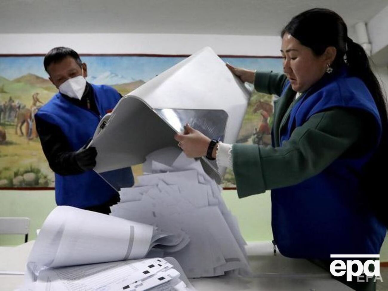 Результаты выборов 4 октября признали в Кыргызстане недействительными
