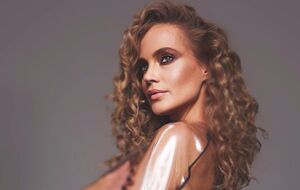 Глюк'oZа: З гордо піднятою (...) чим?