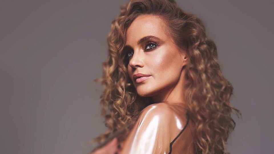 Глюк'oZа: С гордо поднятой (...) чем?