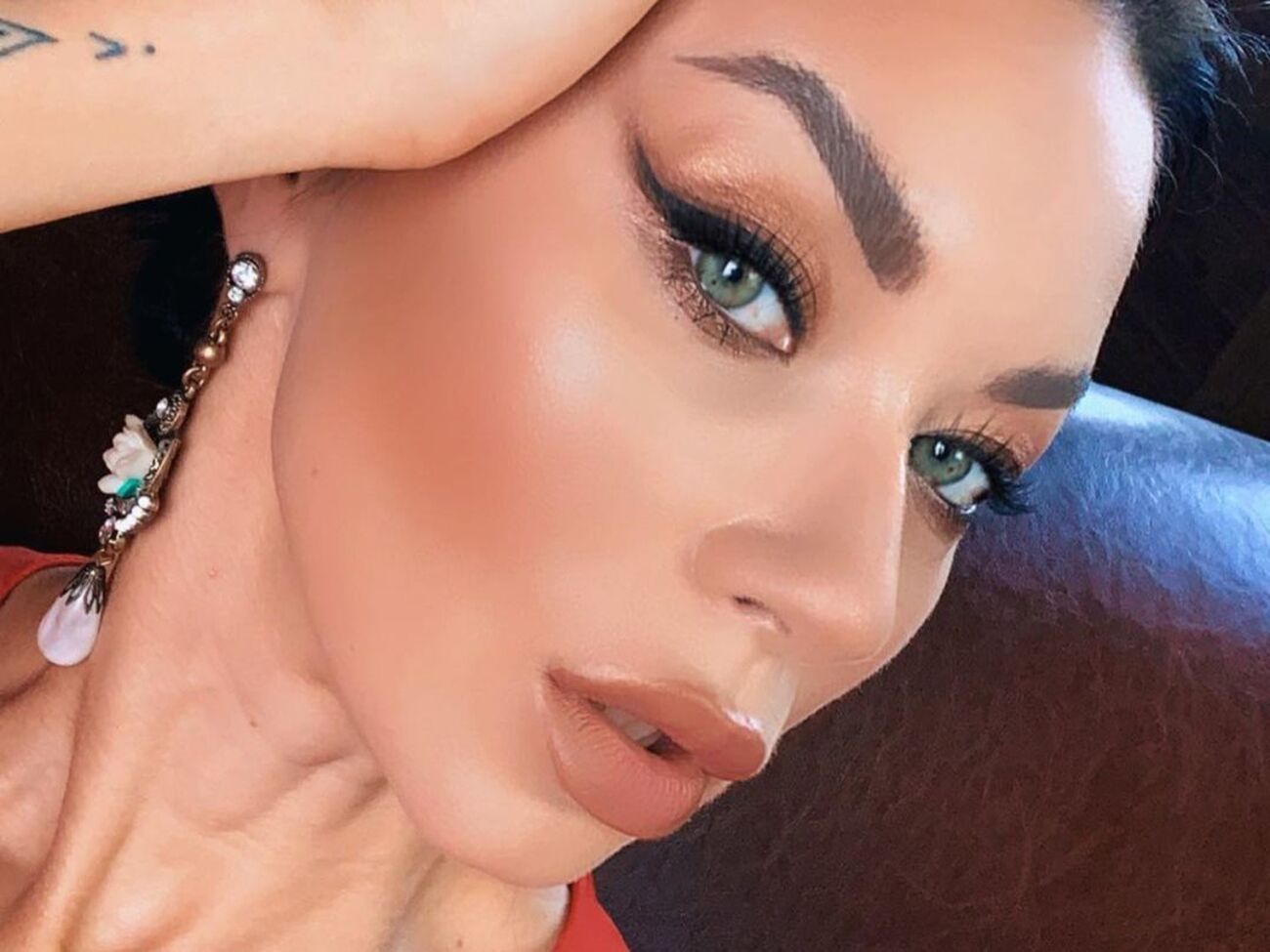 Логунова: Ще одна обкладинка журналу