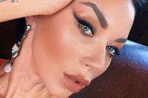 Логунова: Ще одна обкладинка журналу