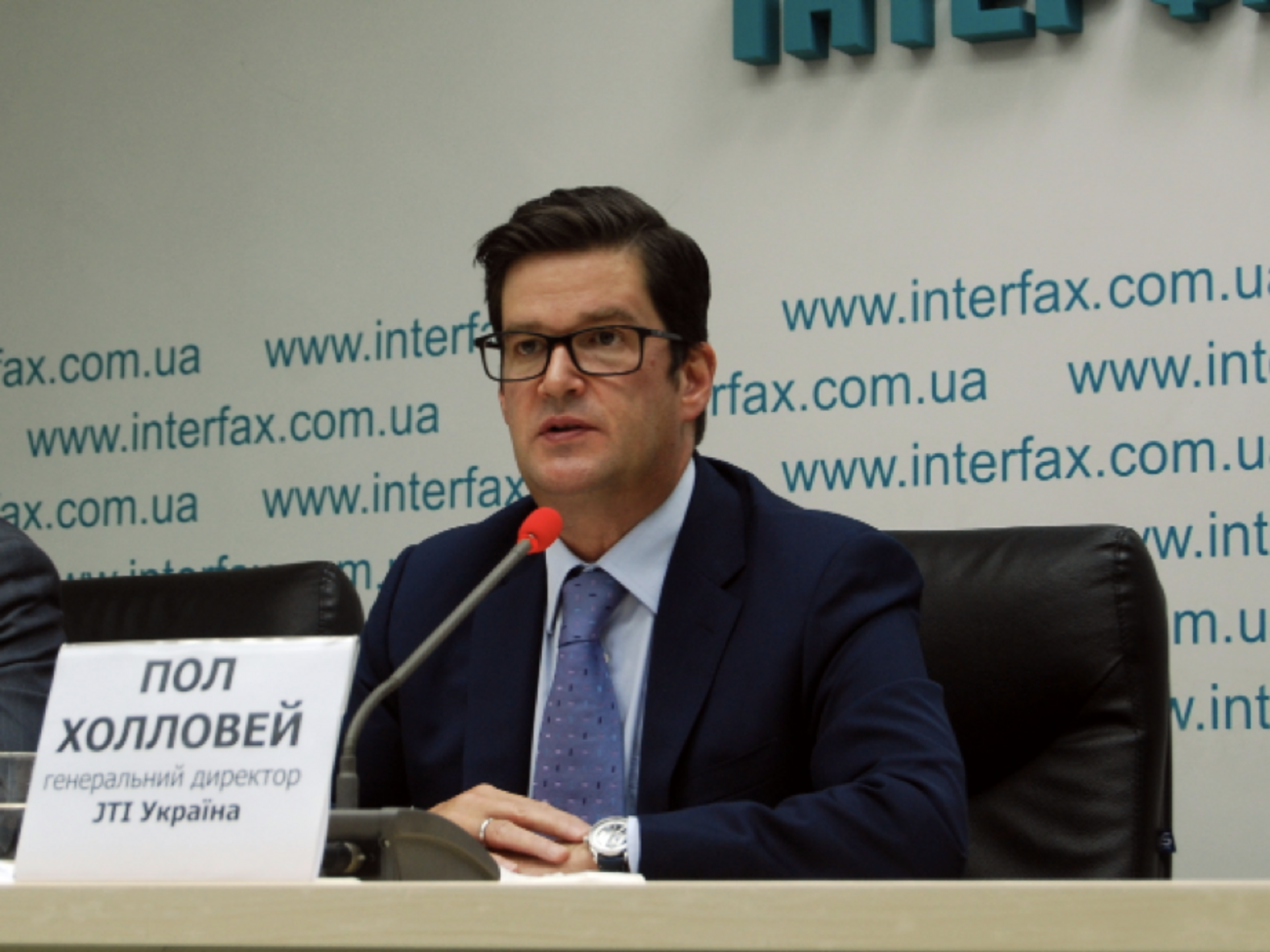 Пол Голловей: Вартість тютюнових виробів становить до 25% від щоденного заробітку споживача