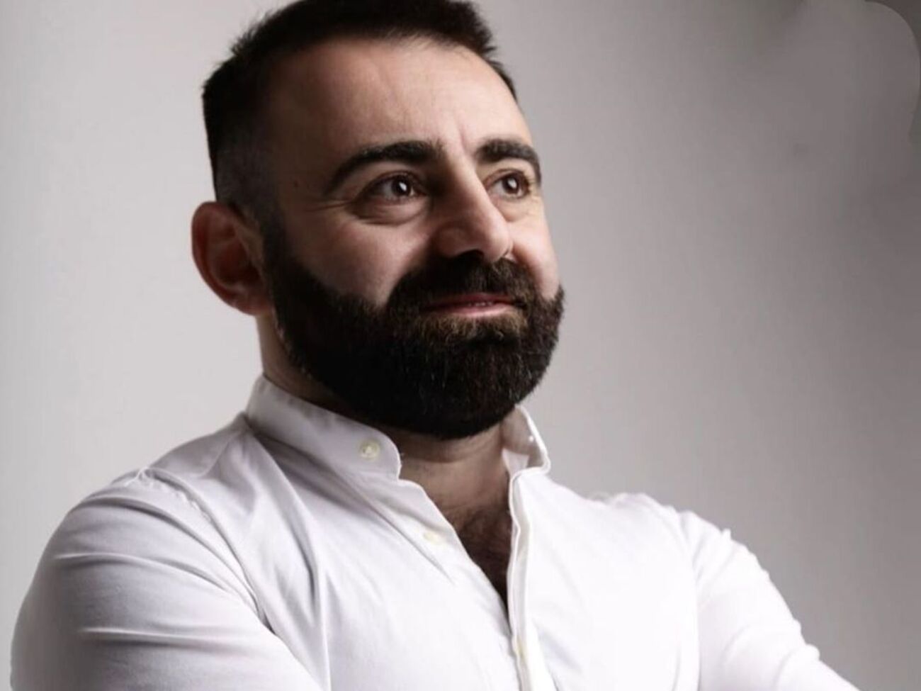 Арзуманян играет в фильме "Скажене весілля" Ашота