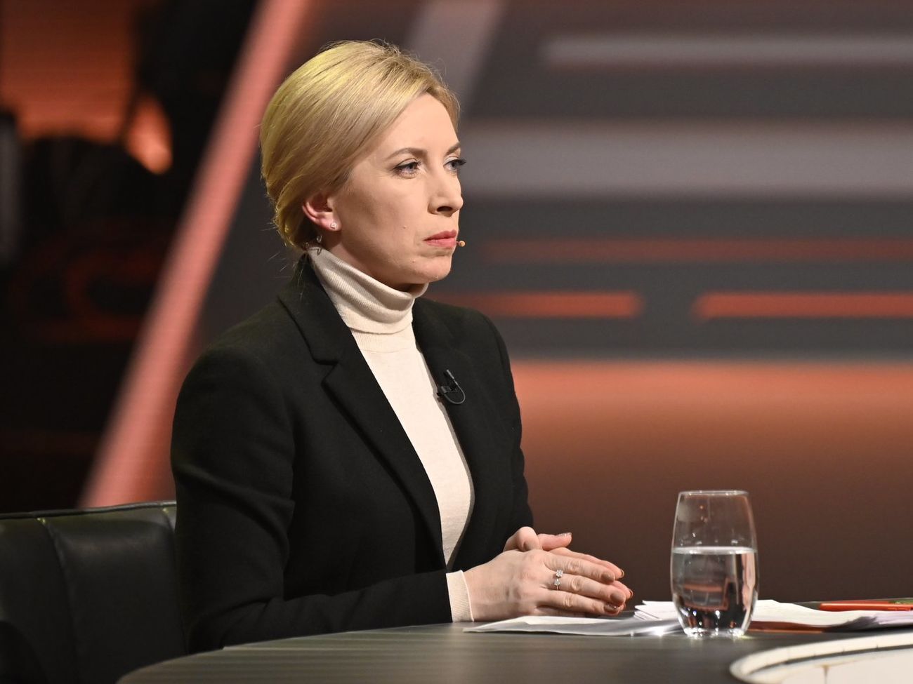 Верещук: Уся політика йде в медіа