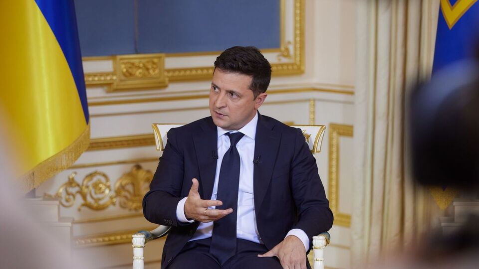 Зеленский: Пока надо признать, что экономика слабая