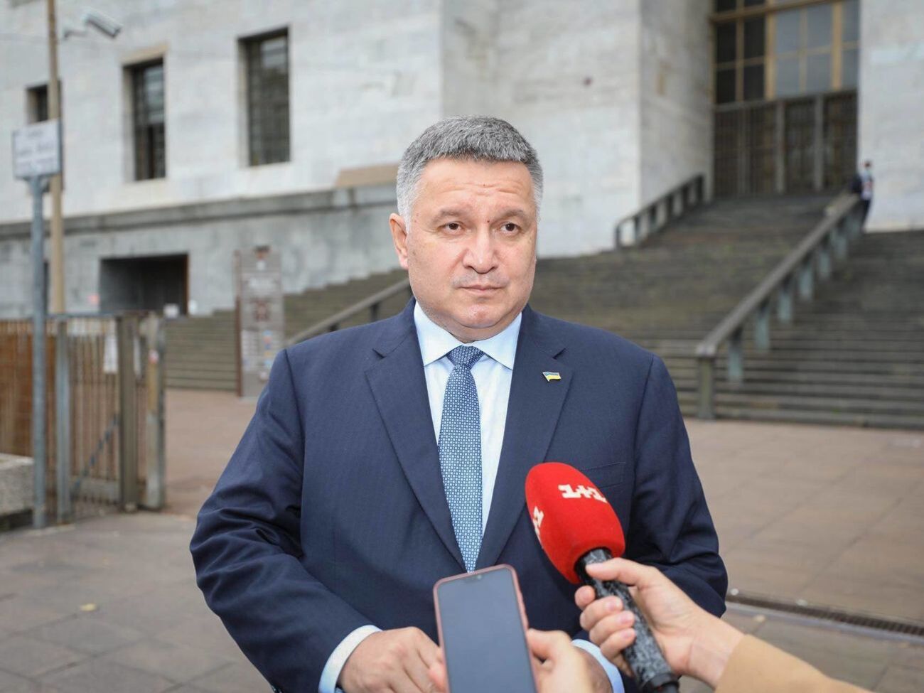 Аваков: У світі величезна кількість проблем, і всім до України байдуже, крім нас самих