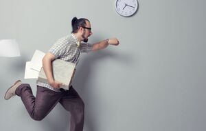 В последнее воскресенье октября украинцы перейдут на зимнее время