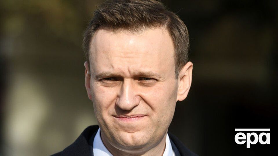Факт отравления Навального ядом из группы "Новичок" подтвердили лаборатории во Франции и Швеции