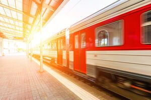 Движение поездов с 11 станций возобновится с полуночи 26 октября