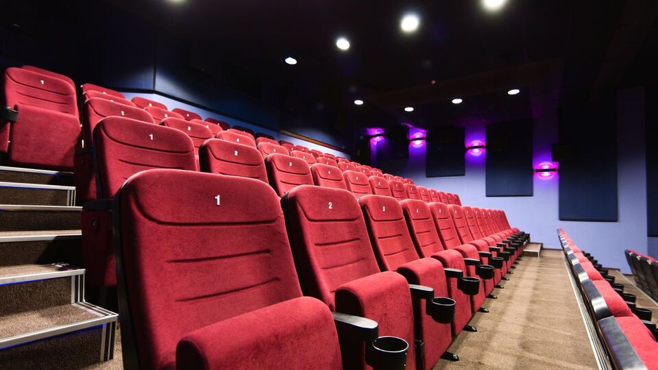 Зали кінотеатрів буде заповнено на 50% у "червоній" зоні