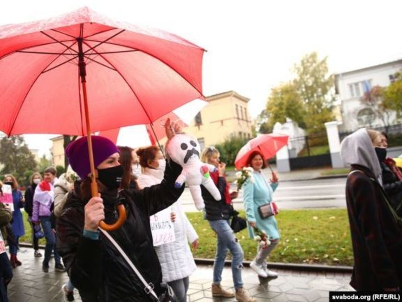 Массовые протесты из-за фальсификации результатов голосования на выборах президента в Беларуси продолжаются с 9 августа