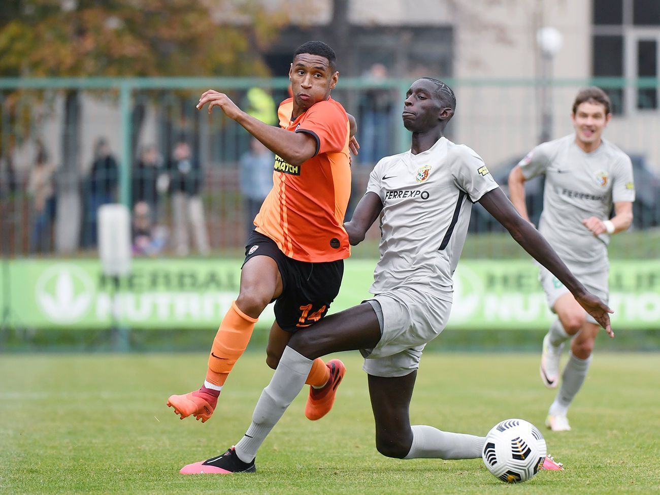 У "Ворсклы" был удален Ндиайе (в светлой форме)