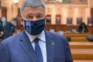 Аваков: Граждане по желанию могут принимать или не принимать участие в опросах, это не является обязательным